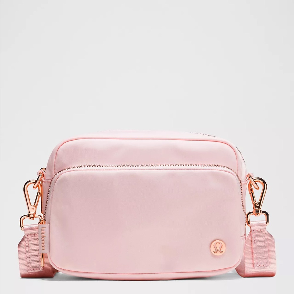 Lululemon Everywhere Crossbody Bag 2L Metal Hardware- Pink Pearl/Rose Gold - Picture 2 of 4